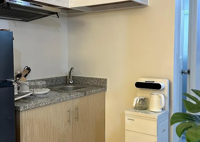 3br Stylish Serenity Awaits *