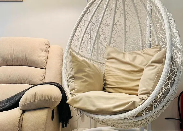 3br Stylish Serenity Awaits *